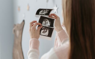 Premier trimestre de grossesse : maux, conseils et bien-être
